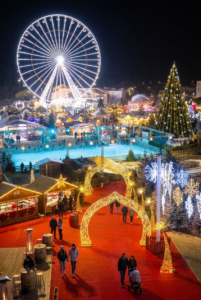 La patinoire et la grande roue du marché de Noël de Barcarès